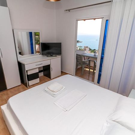 Laa Melossa Sarandë Esterno foto