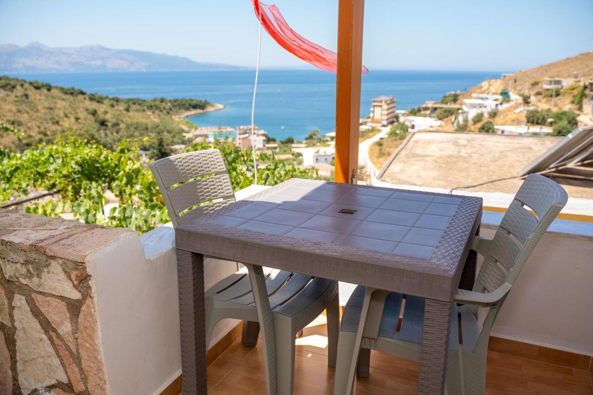 Laa Melossa Sarandë Esterno foto